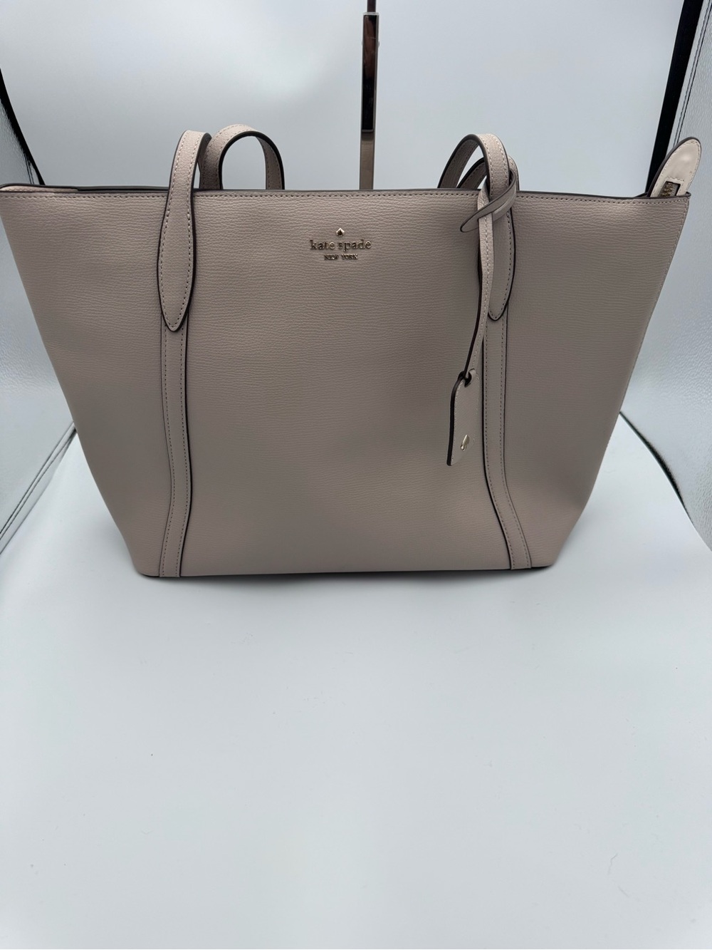 Kate Spade New York Cara Large Leather Tote Bag.